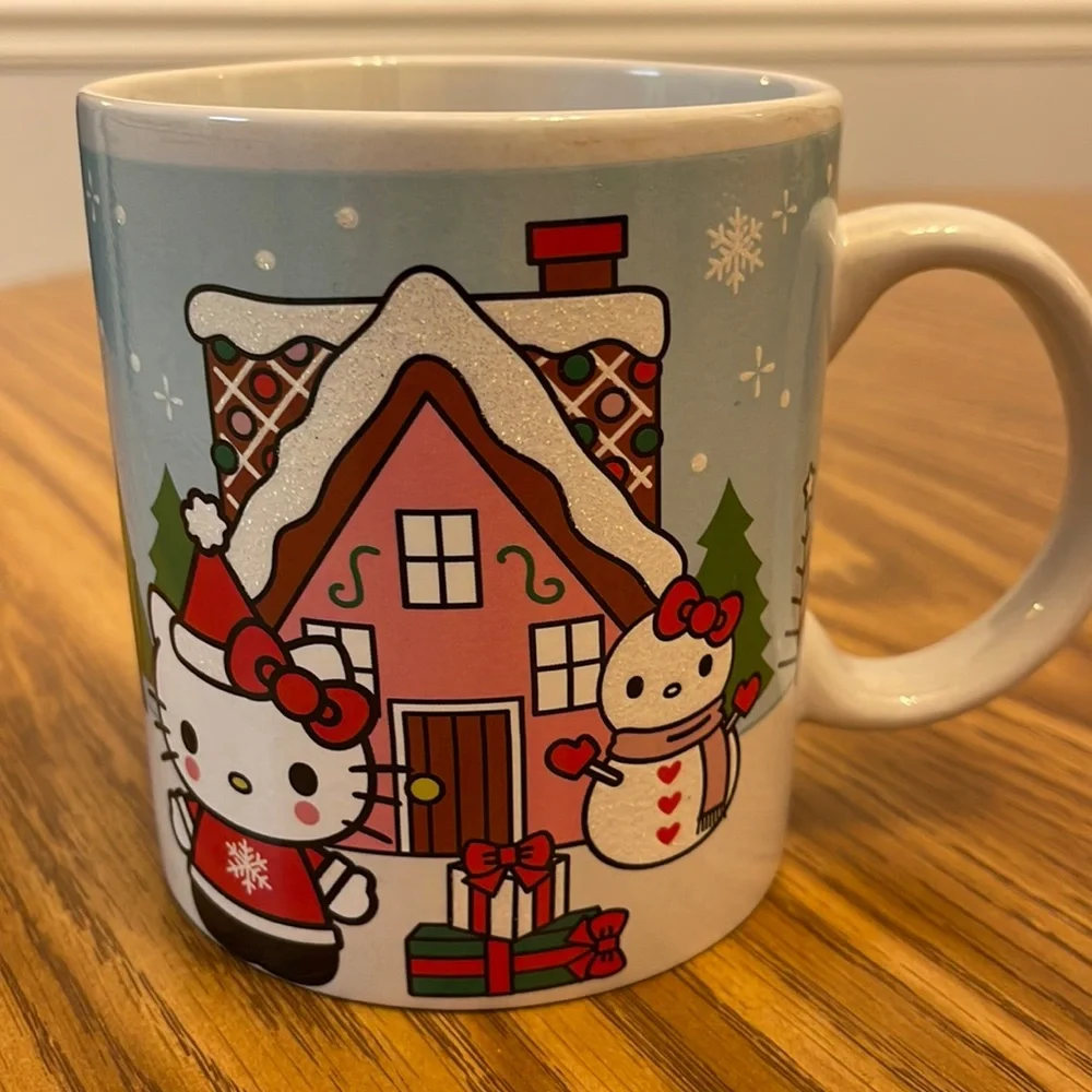 Hello Kitty Holiday Mug with Gingerbread House - Picture 1 of 4